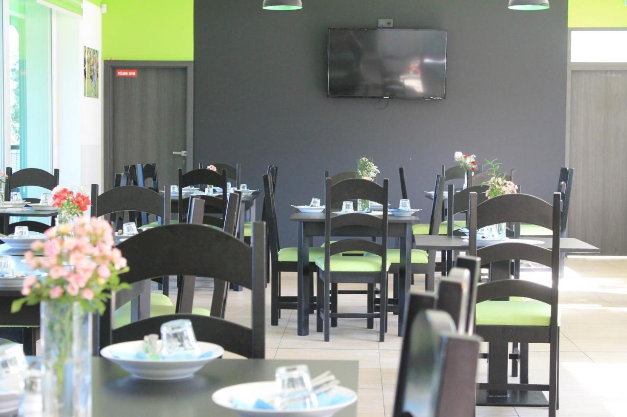 Restauracia Gol Hotel Oravske Vesele ภายนอก รูปภาพ