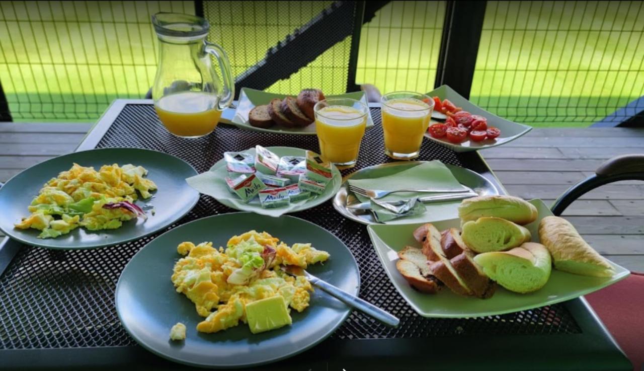 Restauracia Gol Hotel Oravske Vesele ภายนอก รูปภาพ