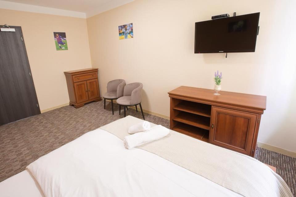 Restauracia Gol Hotel Oravske Vesele ภายนอก รูปภาพ